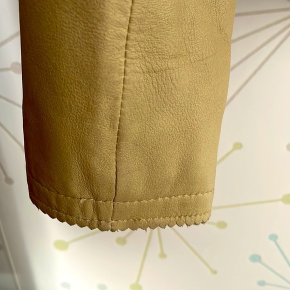 Faux leather blazer jacket. - Picture 3 of 5